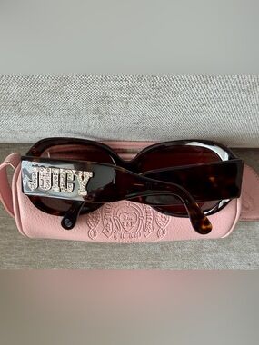 Vintage Juicy Couture “Gela” Sunglasses